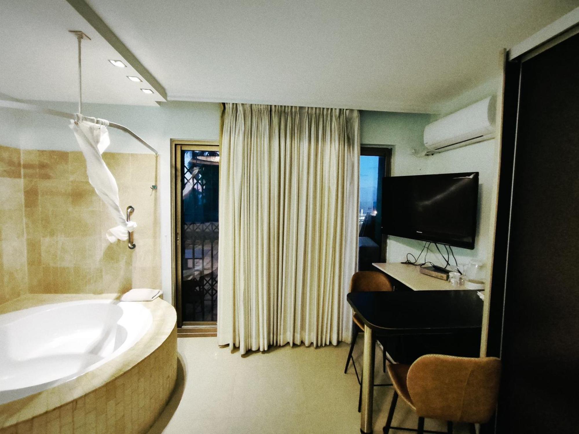 Marina Beach Hotel 特拉维夫 外观 照片