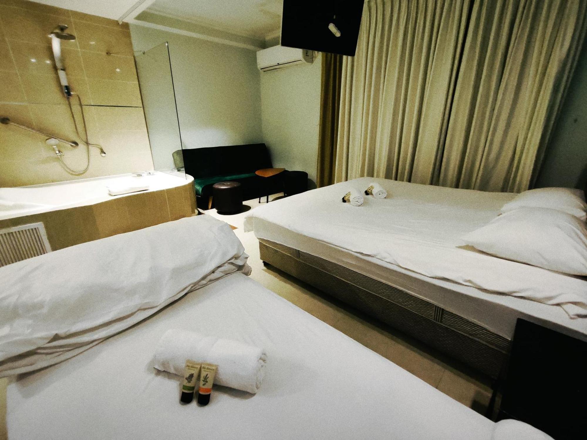 Marina Beach Hotel 特拉维夫 外观 照片